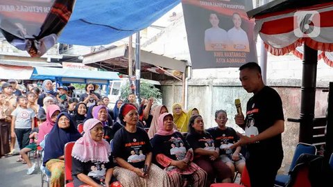 FOTO: Gaya Dharma Pongrekun Blusukan ke Pasar Minggu, Perkenalkan Getuk Tular Adab untuk Atasi Masalah Ekonimi Warga