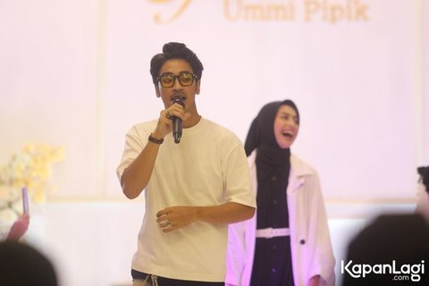 Potret Bahagia Ulang Tahun Sintya Marisca ke-25, Dihadiri Umi Pipik dan Anak Ketiganya, Abidzar Al Ghifari ke Mana?