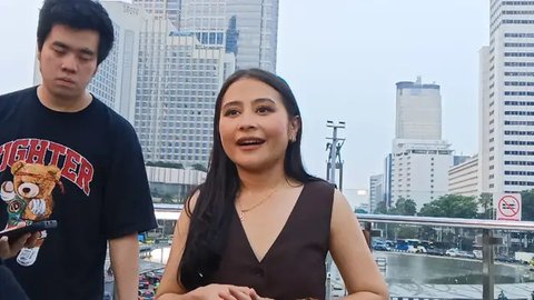 Prilly Latuconsina Beli Kapal Pesiar Kecil saat Rayakan Ulang tahun ke-28