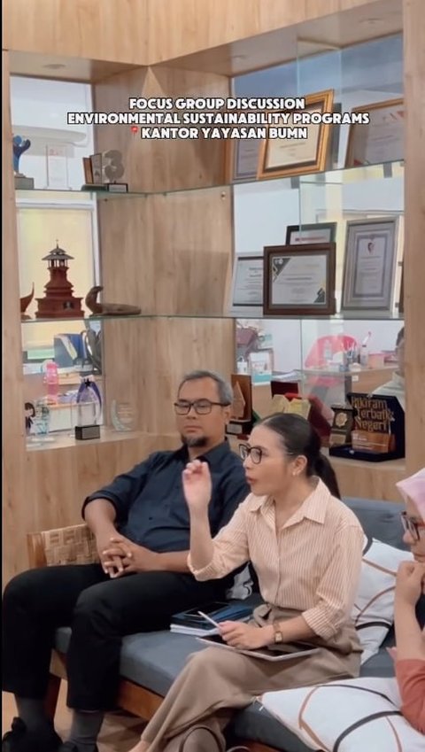 Gak Ada Capeknya, 7 Potret Kegiatan Prilly Latuconsina yang Tetap Tampil Cantik dan Energik Meski Kerja Full Seharian