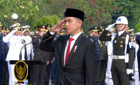 Gantikan Presiden Prabowo, Ini Gaya Wapres Gibran Pimpin Upacara Hari Pahlawan