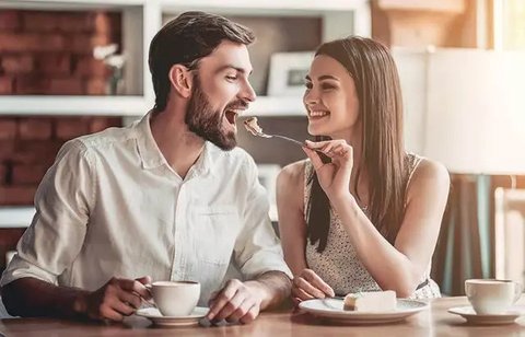 Lima Sikap Perempuan yang Penuh Kasih Sayang hingga Membuat Pria Jatuh Hati