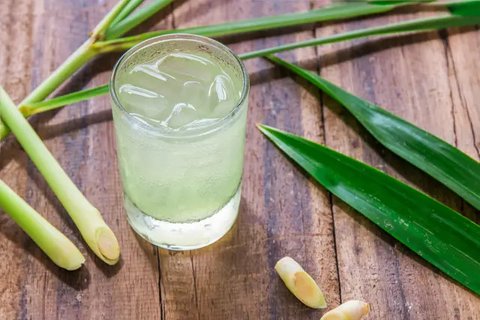 Cara Membuat Minuman Daun Salam, Inilah Resep Minuman Tradisional yang Mudah