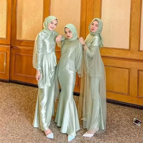 Pilihan Gaun Bridesmaid Hijab Paling Tren dan Cantik di 2024