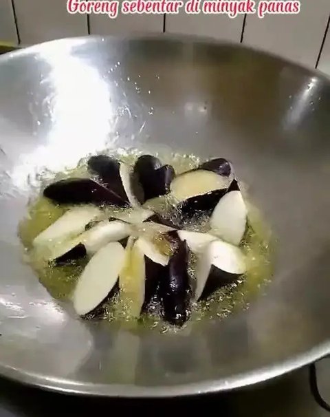 Trik Masak Terong Anti Minyak Berlebih