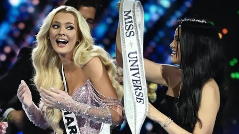 FOTO: Cantiknya Victoria Kjaer si 'Manusia Barbie', Wanita Denmark Pertama Raih Mahkota Miss Universe 2024