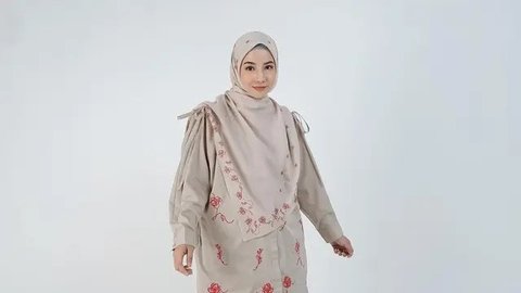 Ingin Lebaran Tampil Modis dan Santai? Cek Gaya Simple namun Elegan ala Selebriti Indonesia