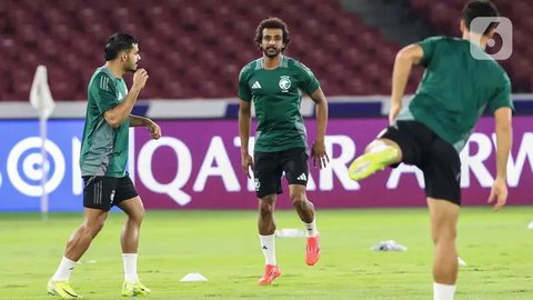 FOTO: Mengintip Timnas Arab Saudi Matangkan Persiapan Jelang Duel Lawan Timnas Indonesia di GBK