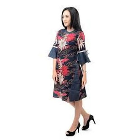 Inspirasi Dress Batik Panjang, Perpaduan Warisan Budaya dengan Gaya Stylish