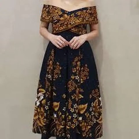 Inspirasi Dress Batik Panjang, Perpaduan Warisan Budaya dengan Gaya Stylish