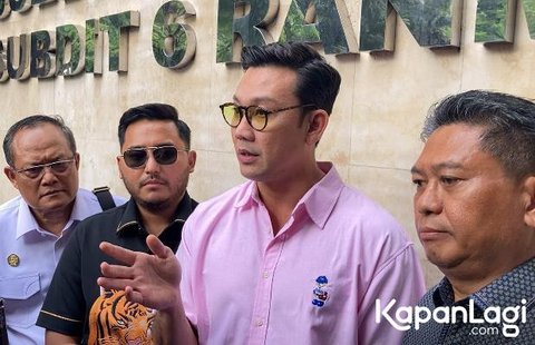 Masalah Semakin Panjang, Denny Sumargo Akhirnya Izinkan Kuasa Hukumnya Polisikan Farhat Abbas