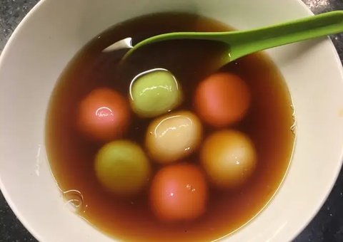 Jadi Incaran Saat Musim Hujan dan Andalan Untuk Hangatkan Badan, Ini Kalori dan Nutrisi Wedang Ronde