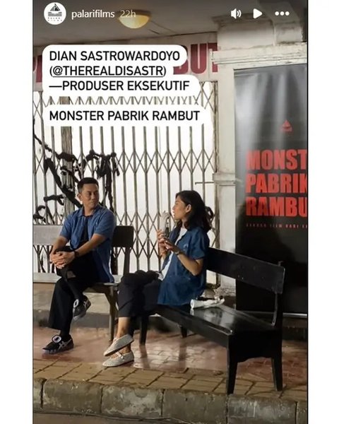 6 Gaya Kasual Dian Sastrowardoyo Jadi Produser Eksekutif Film Monster Pabrik Rambut, Tampil Cantik dan Berkharisma