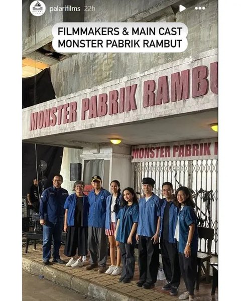 6 Gaya Kasual Dian Sastrowardoyo Jadi Produser Eksekutif Film Monster Pabrik Rambut, Tampil Cantik dan Berkharisma