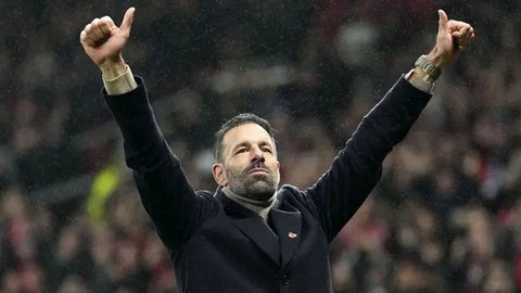 Ruud van Nistelrooy jadi Kandidat Manajer di 3 Klub Premier League ini usai Didepak MU