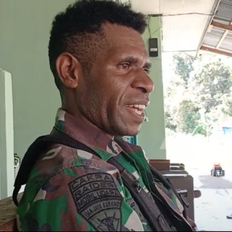 ⁠Cerita Anak Papua Cita-cita Ingin Jadi Guru, Ending-nya Malah Jadi Anggota Prajurit TNI AD