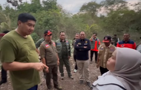 Banjir Keringat, Menteri Ara Semprot PJ Bupati Flores Timur Gara-Gara Tak Tahu Lokasi Relokasi Korban Erupsi