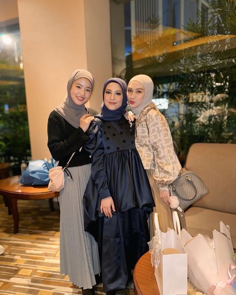 Cantiknya Haruka Nakagawa Pakai Hijab Bareng Zara Adhisty dan Melody, Netizen Auto Panggil 'Ukhti'