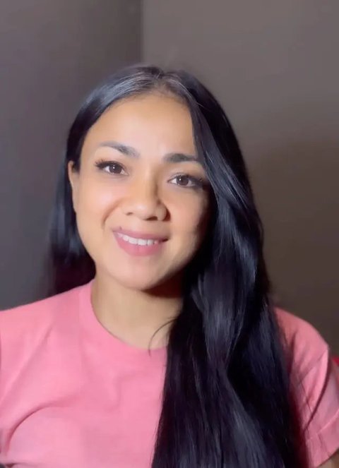 Tangis Nirina Zubir Pecah saat Menangkan Piala Citra FFI 2024, Jadi Pemeran Utama Wanita Terbaik