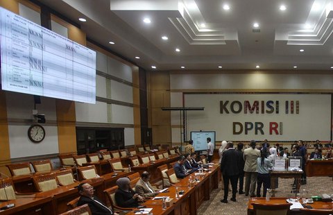 FOTO: Tak Ada Sosok Perempuan, Ini 5 Nama Pimpinan KPK 2024-2029 yang Dipilih DPR