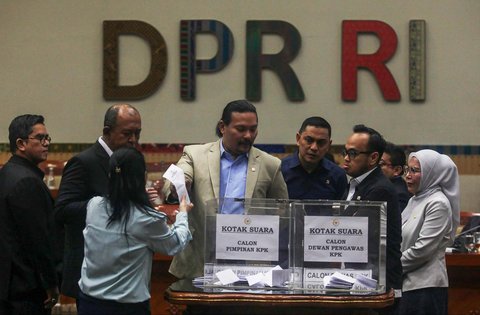 FOTO: Tak Ada Sosok Perempuan, Ini 5 Nama Pimpinan KPK 2024-2029 yang Dipilih DPR