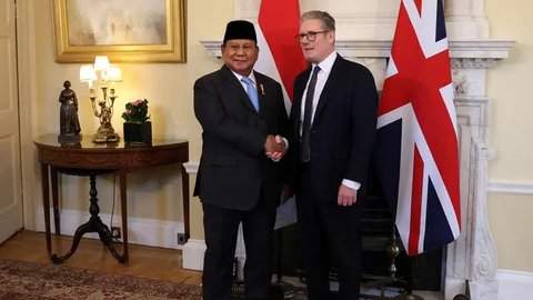 FOTO: Senyum Hangat PM Keir Starmer Bertemu Prabowo, Bahas Peningkatan Kerja Sama Inggris-RI