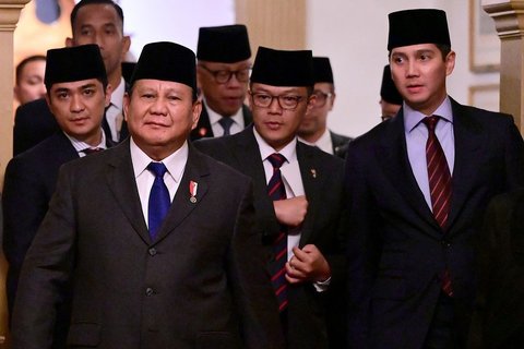 Pesona Budi Djiwandono Sambut Presiden Prabowo di Inggris, Kerennya Dibilang Mirip Sang Paman saat Muda