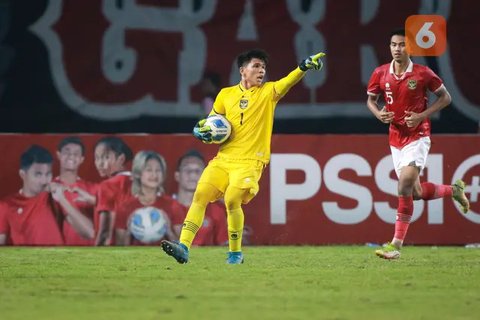 Maarten Paes Tak Main di Piala AFF, saatnya Kiper Muda Timnas Indonesia Beraksi