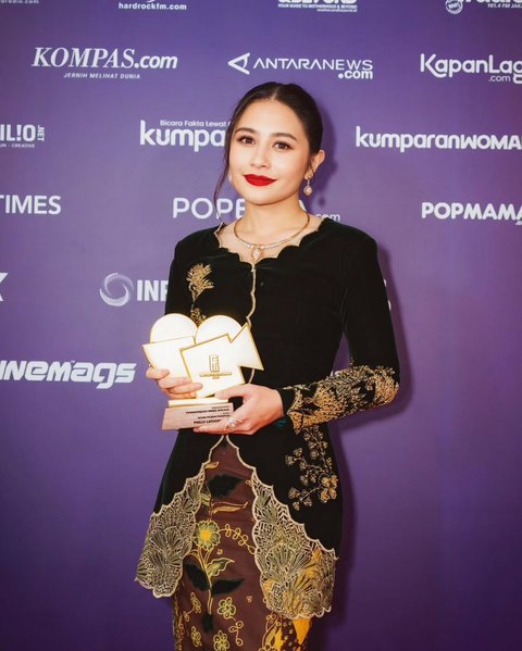 Prilly Latuconsina Akui Kaget Bisa Bawa Pulang Piala Penghargaan Festival Fim Indonesia Lagi