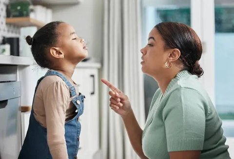 Strategi Tepat untuk Menangani Anak Pelaku Bullying di Sekolah