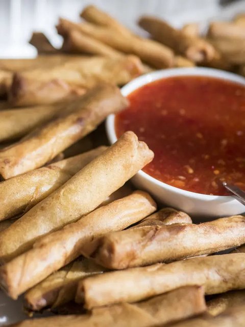 7 Cara Membuat Kulit Lumpia Tidak Mudah Sobek, Cocok Dipraktikan di Rumah untuk Pemula