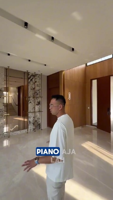 7 Potret Rumah Baru Raffi Ahmad dan Nagita Slavina di Tangerang Selatan, Mewah Bak Istana