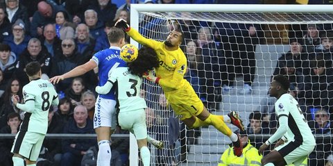 Robert Sanchez Dianggap Titik Lemah, Jadi Beban untuk Kesuksesan Chelsea