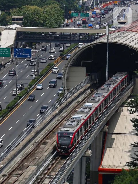 FOTO: LRT Jabodebek Berikan Promo Spesial Pilkada Serentak 2024, Segini Tarifnya