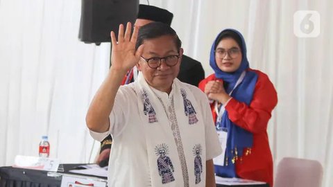 FOTO: Momen Pramono Anung Nyoblos di TPS 046 Cipete Selatan, Sampaikan Pesan Khusus untuk RK-Suswono dan Dharma-Kun