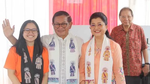 FOTO: Momen Pramono Anung Nyoblos di TPS 046 Cipete Selatan, Sampaikan Pesan Khusus untuk RK-Suswono dan Dharma-Kun