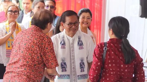 FOTO: Momen Pramono Anung Nyoblos di TPS 046 Cipete Selatan, Sampaikan Pesan Khusus untuk RK-Suswono dan Dharma-Kun