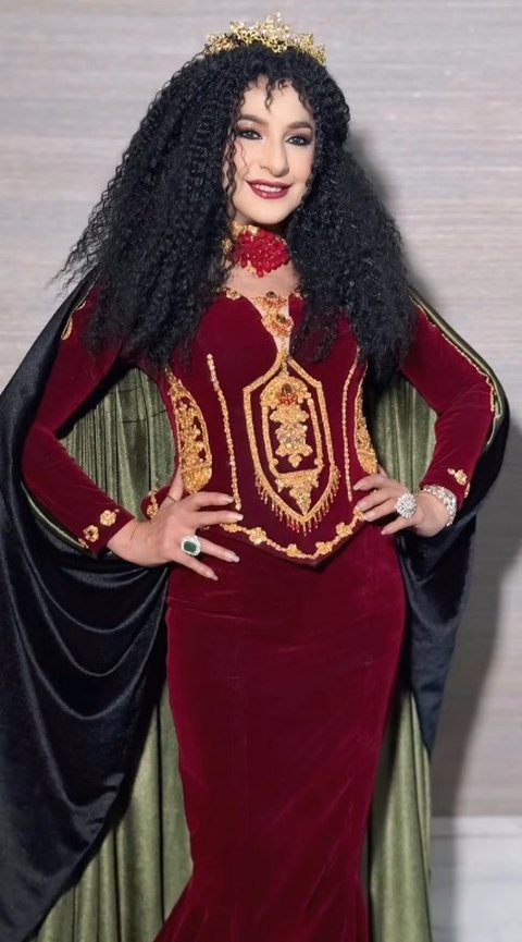 Hadir di Ulang Tahun Cucu, Ala Alatas Ibu Tasya Farasya Cosplay Jadi Madam Gothel di Film Tangled