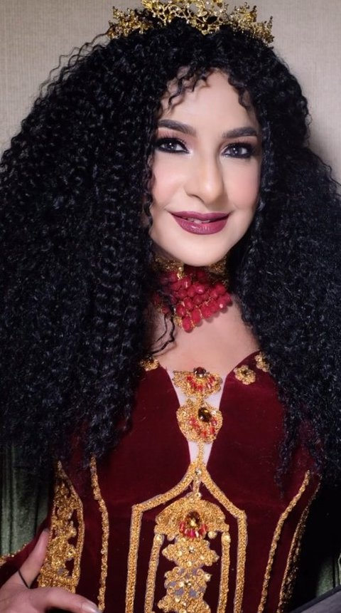 Hadir di Ulang Tahun Cucu, Ala Alatas Ibu Tasya Farasya Cosplay Jadi Madam Gothel di Film Tangled