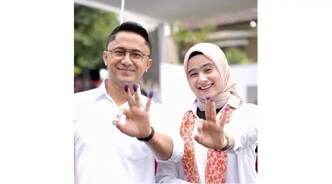 12 Artis Pamer Tinta Ungu Usai Nyoblos ke TPS di Pilkada 2024 dari Rano Karno, Raffi Ahmad hingga Luna Maya