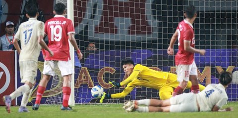 Duh! Kiper Timnas Indonesia untuk Piala AFF 2024 ini Kena Sanksi Larangan Bermain 4 Pertandingan, ini Penyebabnya