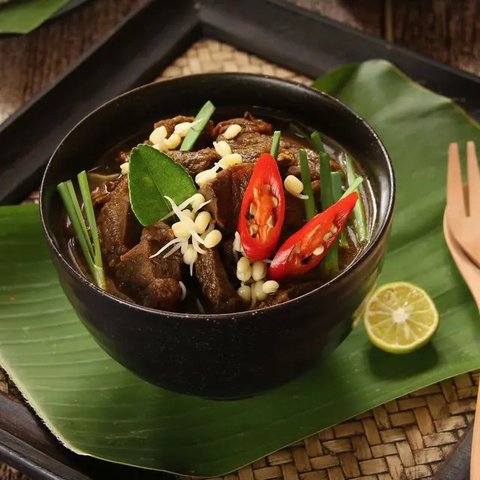 Resep Rawon Daging Sapi Khas Jawa Timur Mudah Dibuat, Lezat dan Menggugah Selera