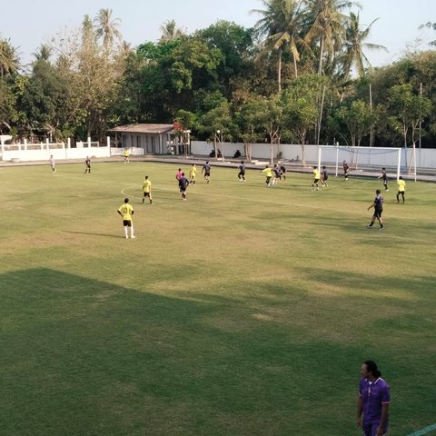 Gaya Fun Football di Jogja, Ketika Beragam Kalangan Main Bareng Tak Pandang Usia