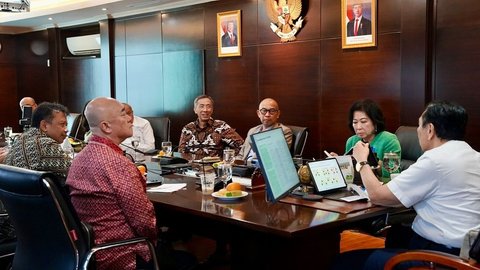 Potret Luhut dengan para Wakil Ketua & Anggota Dewan Ekonomi Nasional, Ada Sosok Wanita Berpengalaman di Bank Dunia