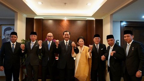 Potret Luhut dengan para Wakil Ketua & Anggota Dewan Ekonomi Nasional, Ada Sosok Wanita Berpengalaman di Bank Dunia