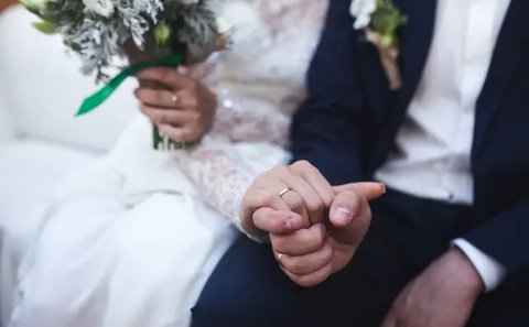 Ini Sosok yang Bisa Menjadi Wali Nikah Wanita Mualaf