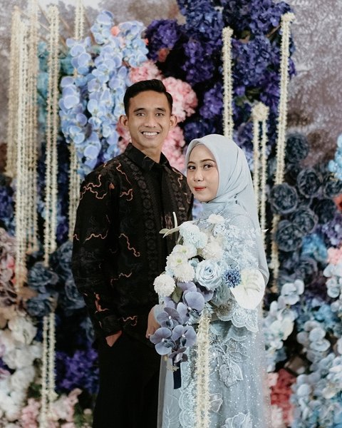 FOTO: Momen Manis Pemain Timnas Indonesia Rizky Ridho dan Sendy Aulia Resmi Bertunangan