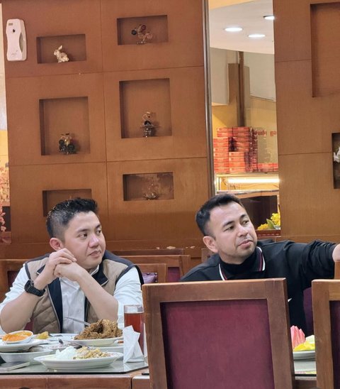 Viral Foto Bareng Mayor Teddy dan Raffi Ahmad di Pagi Hari: Selamat Subuh, Ayo Bangun Solat