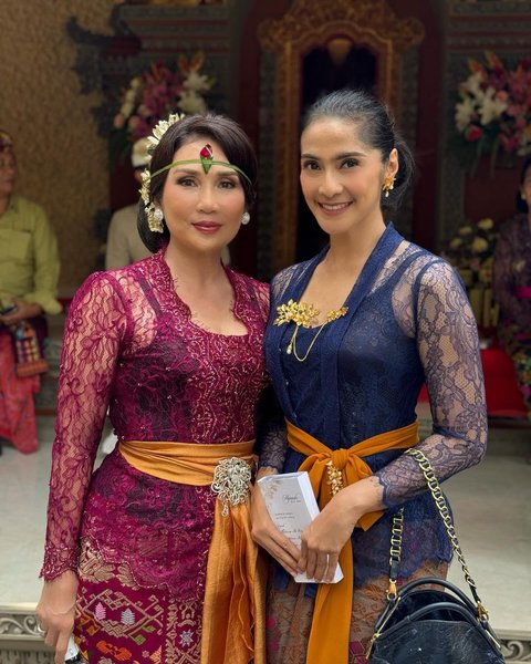 Potret Terbaru Maudy Koesnadi Pakai Kebaya Bali di Upacara Mentatah, Tetap Cantik dan Anggun di Usia 50 Tahun