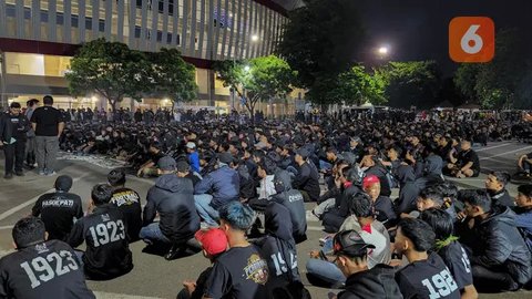 Persis Solo Copot Manajer dan Direktur Bisnis Setelah Didemo Suporter, Ternyata ini Penyebabnya